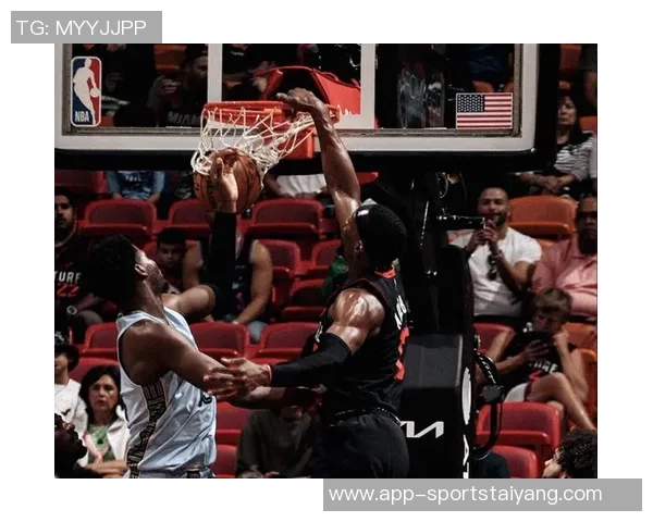 热火队罗齐尔因薪水问题被停职本赛季薪水高达2660万引发关注